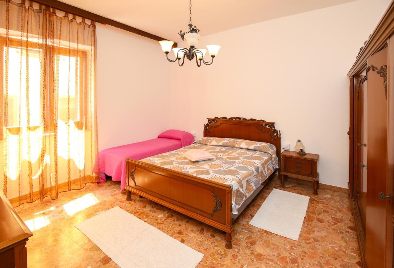 Da Nonna Maria Apartment Castelsardo Bagian luar foto